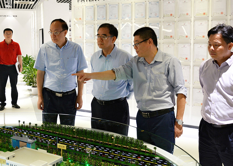 向导来访： 2018.10东莞市委书记梁维东尊龙集团调研